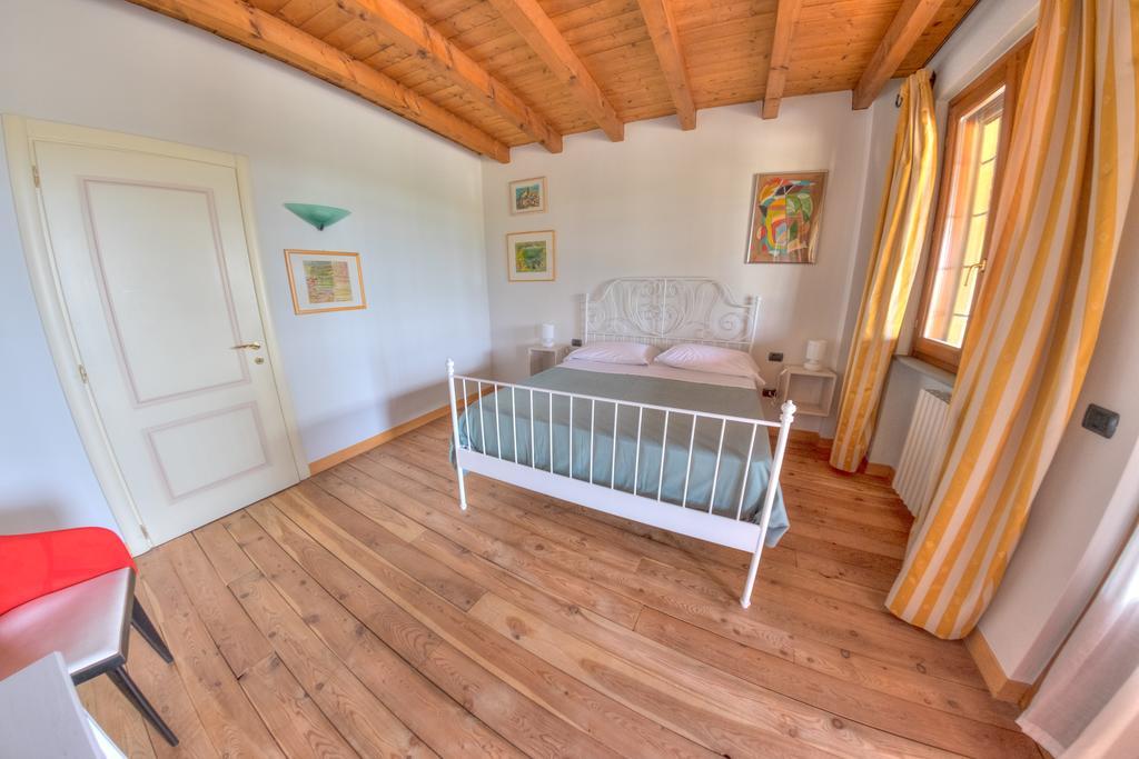 Agriturismo Villa Antonella イゼーオ エクステリア 写真