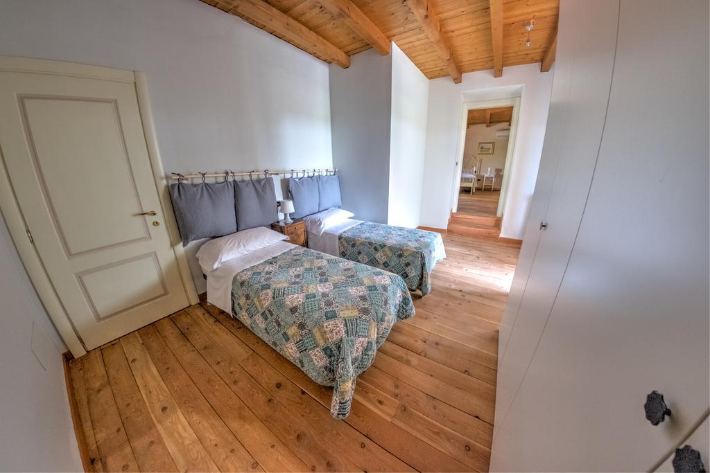 Agriturismo Villa Antonella イゼーオ エクステリア 写真